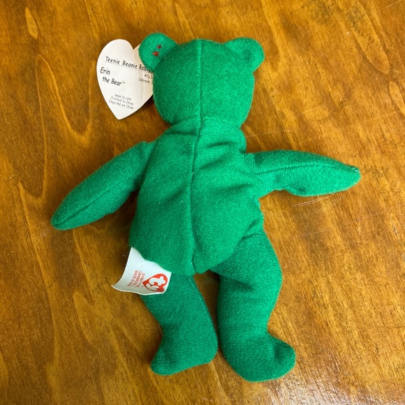 Teenie Beanie Baby, Erin the Bear lucky charm clover - Picture 3 of 7